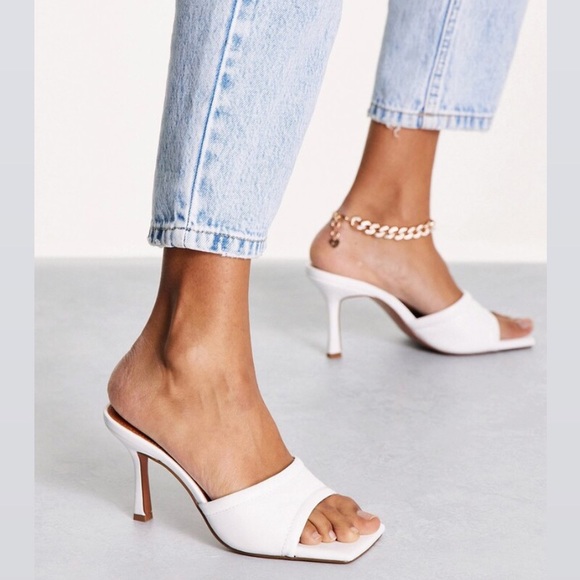 SHEIN Shoes - SHEIN white faux leather slip on heel square toe mules size 7.5 M summer style